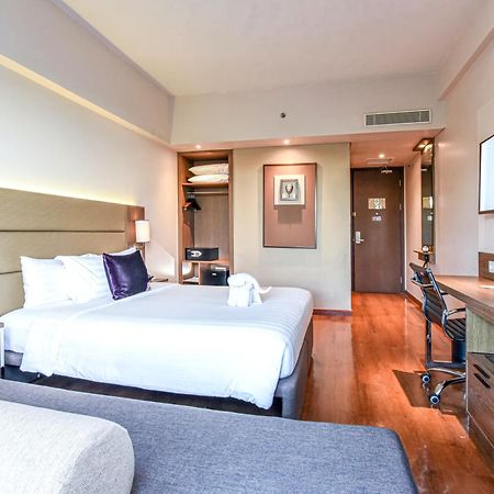 Premier Place Surabaya Airport Сидоарджо Экстерьер фото