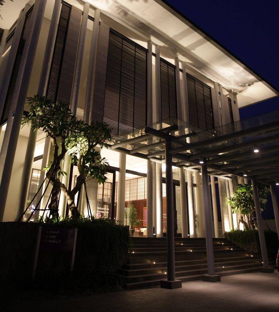 Premier Place Surabaya Airport Сидоарджо Экстерьер фото