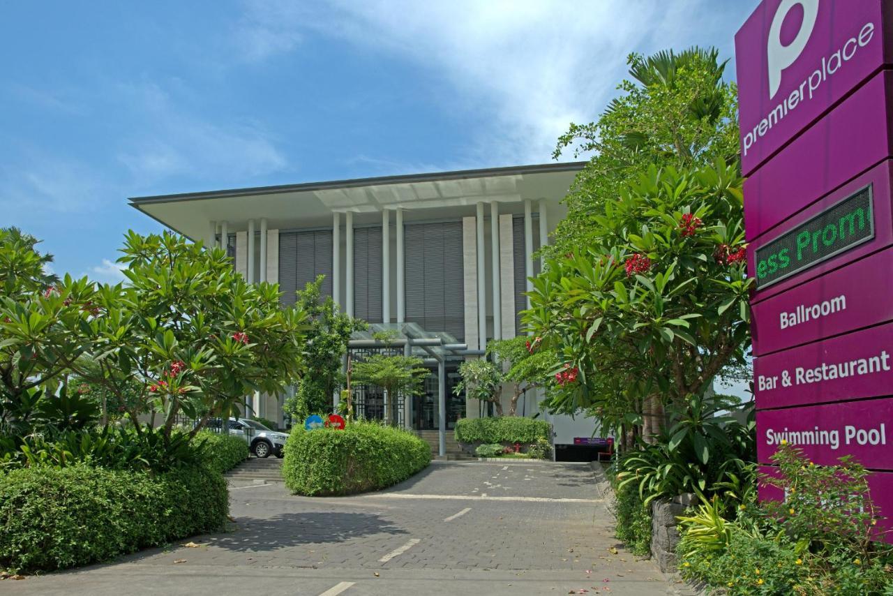 Premier Place Surabaya Airport Сидоарджо Экстерьер фото